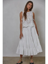 Load image into Gallery viewer, White Woven Sleeveless Top
