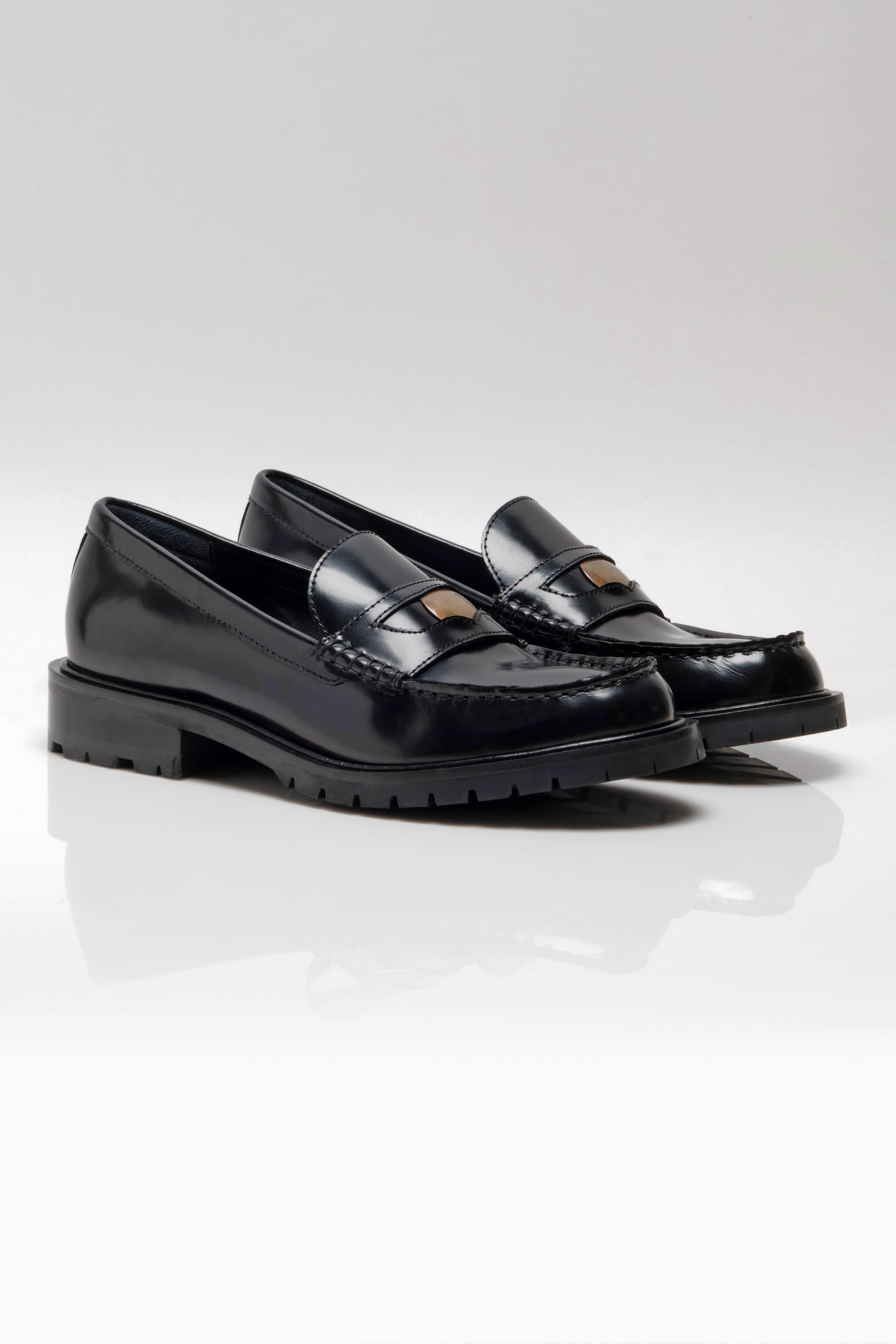 Liv Loafers