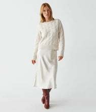 Load image into Gallery viewer, Eden Crew Neck Pullover
