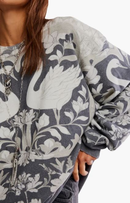 Nouvelle Oversize Sweater