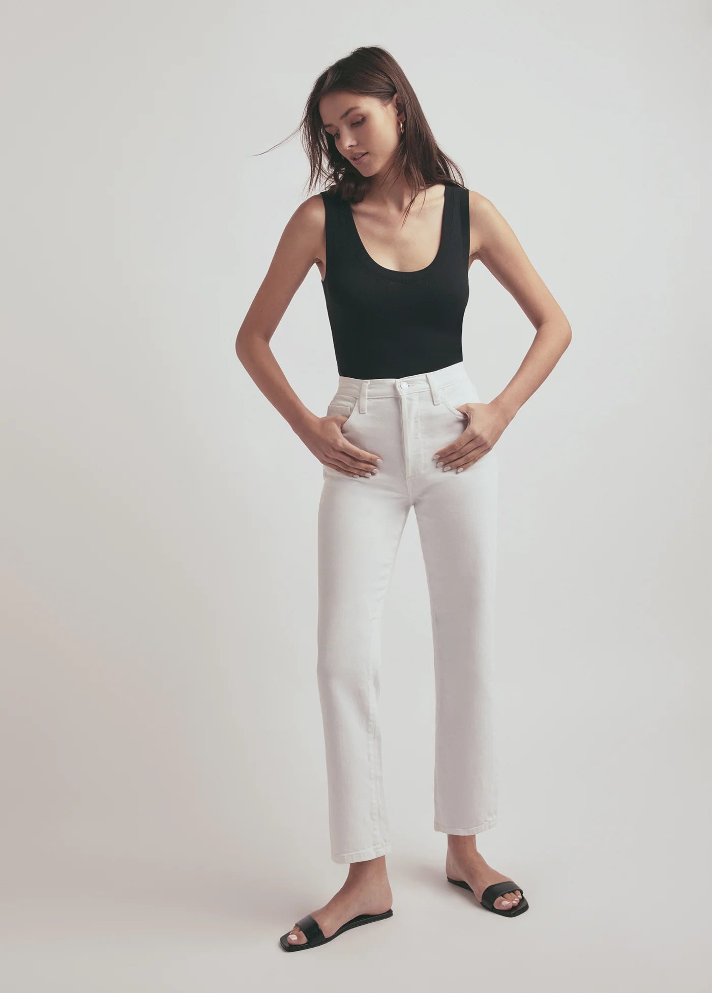 Vivi High Rise Straight Ankle